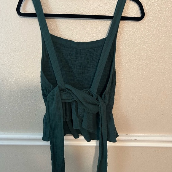 VICI DOLLS Davi and Dani Green tie peplum sleeveless smocked summer tank - Picture 4 of 5